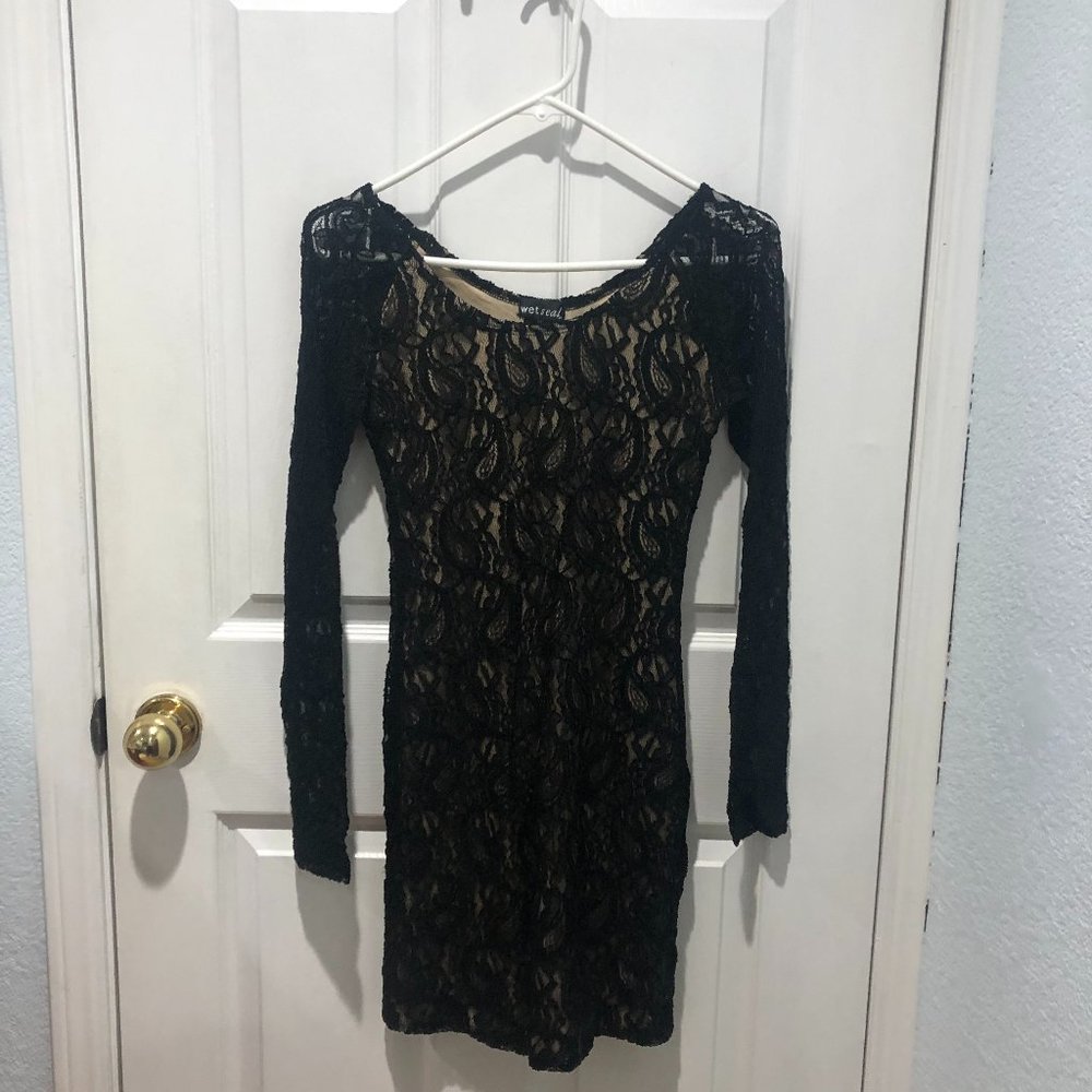 Black Lace Long Sleeve Bodycon Dress